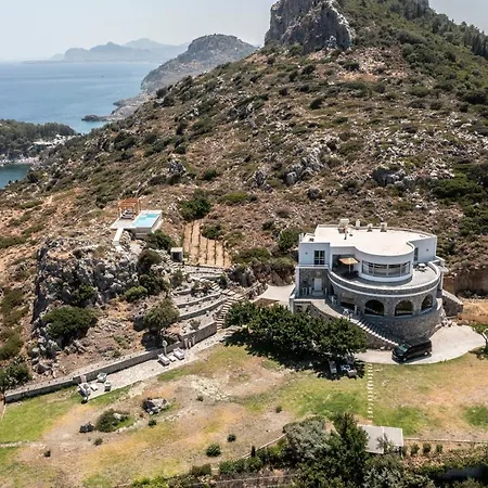 Pristine Seaview , With 5-star Access