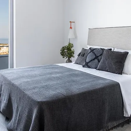 Pristine Seaview , With 5-star Access Villa