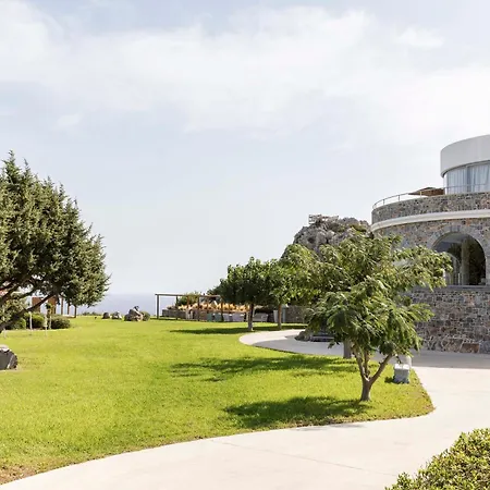 Pristine Seaview , With 5-star Access Villa