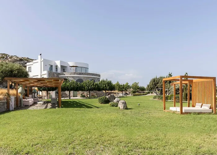 Pristine Seaview , With 5-star Access 빌라 *