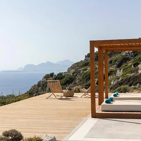 Pristine Seaview , With 5-star Access Villa *