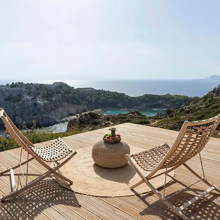 Pristine Seaview , With 5-star Access