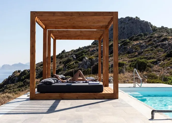 Pristine Seaview , With 5-star Access Villa